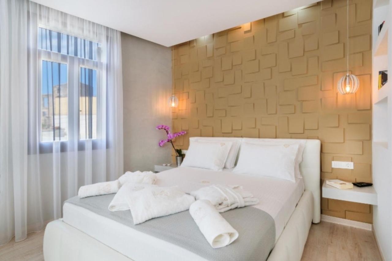 Diamond Luxury Suites Chania  Exteriör bild